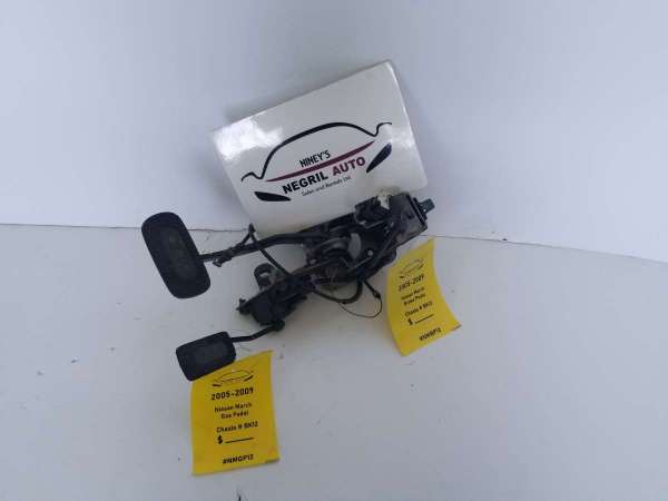 Nissan March Gas & Brake Pedal