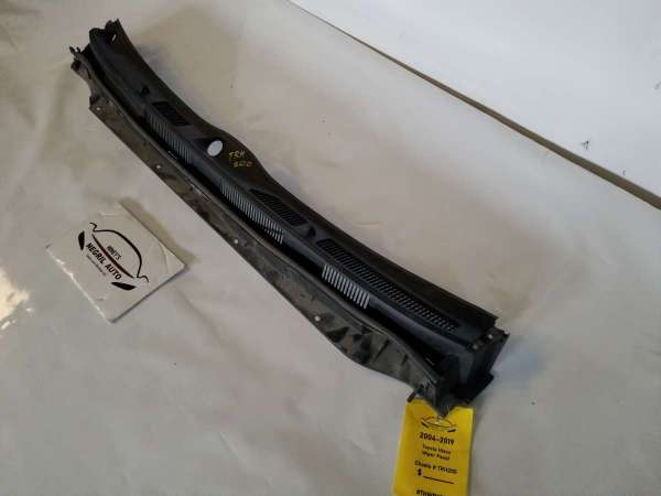 Toyota Hiace Wiper Panel