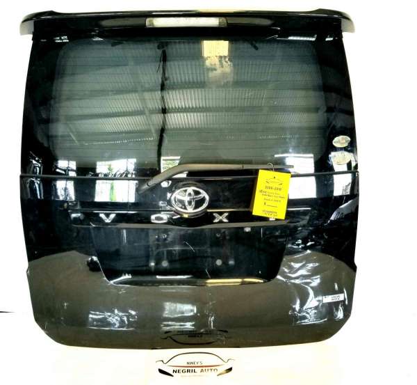 Toyota Voxy Trunk