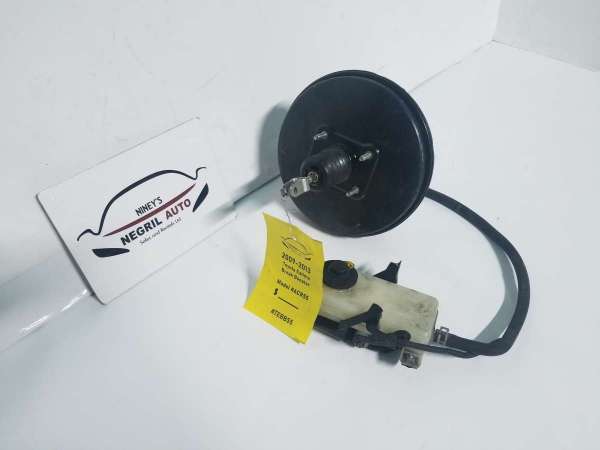 Toyota Estima Brake Booster